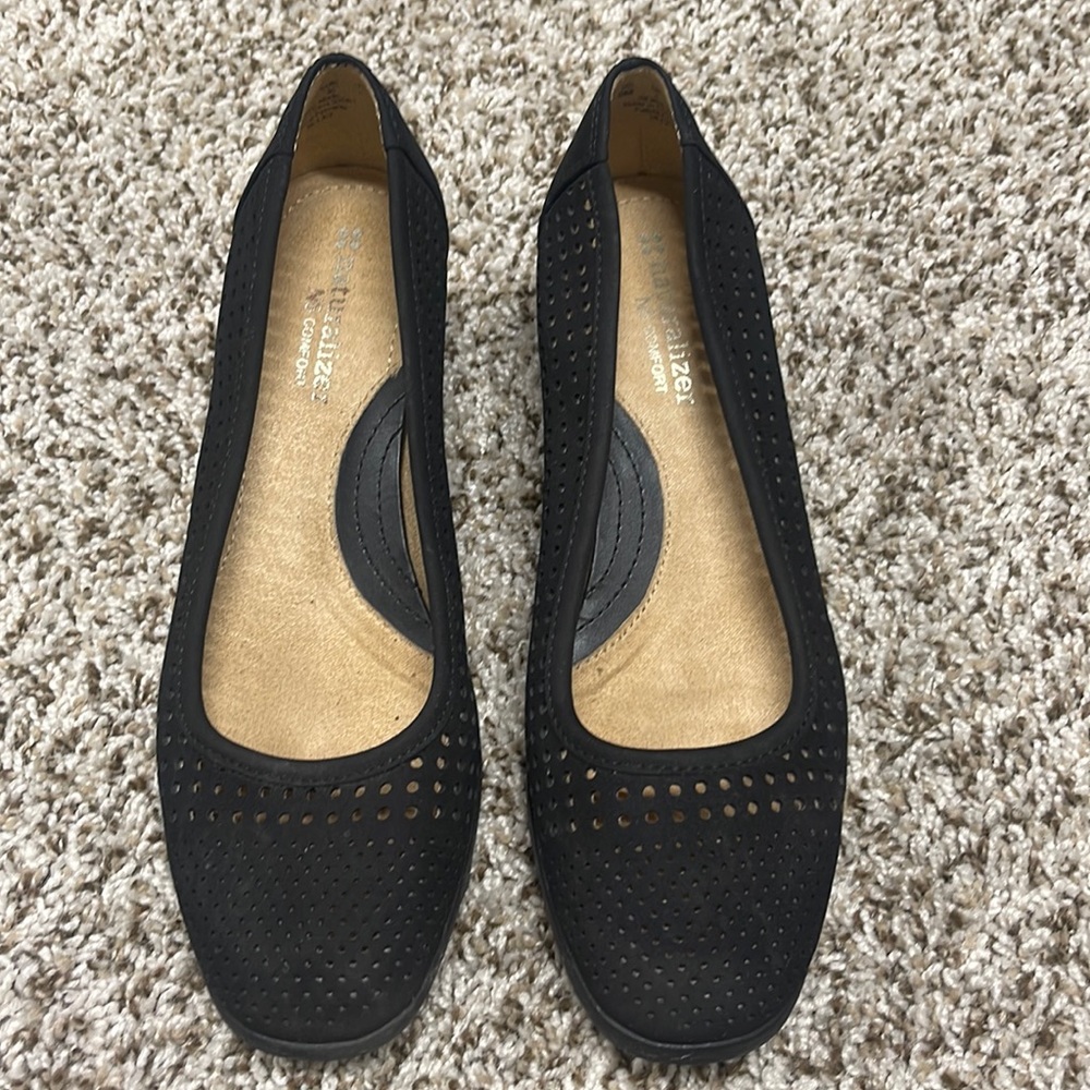 Naturalizer Black Suade Wedge/Slip on Size 6!